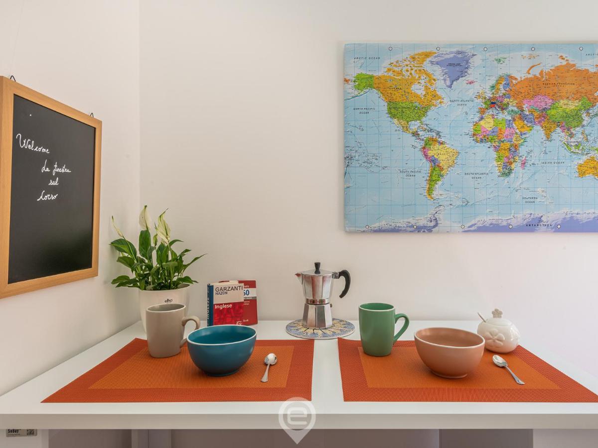 La Finestra Sul Corso Apartment กาญารี ภายนอก รูปภาพ